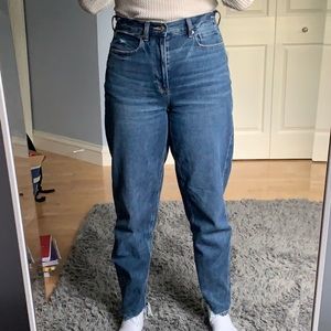 American Eagle Medium-Dark Wash Relaxed Mom Jeans